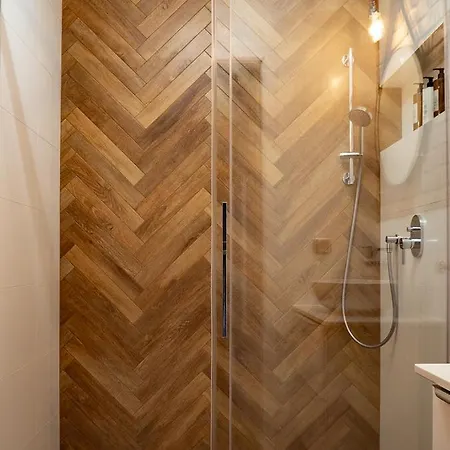 Lejlighed Brick House - Stefan