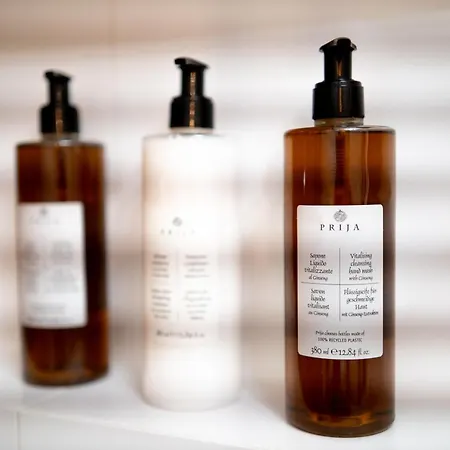 Brick House - Stefan